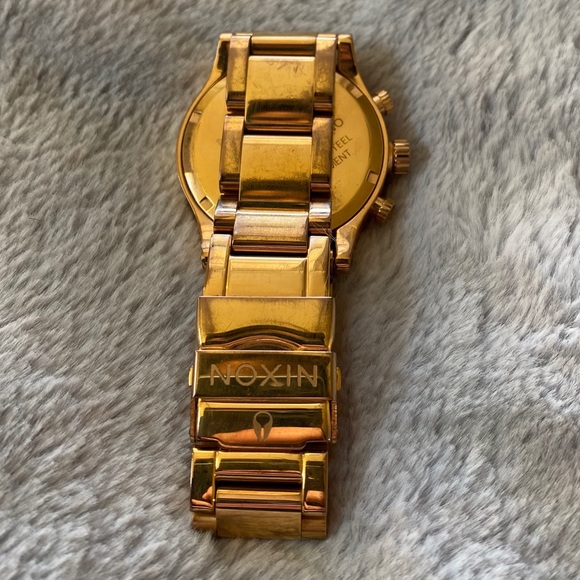 Nixon 42-20 Chrono in All Rose Gold - Picture 4 of 5